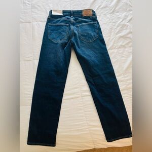 American Eagle slim straight Airflwx jeans 26/28